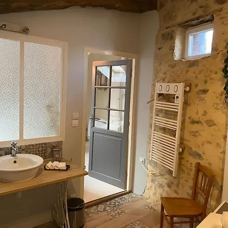 Ferienhaus Maison De Charme A Avec Cheminee Et Terrasse Chabanais