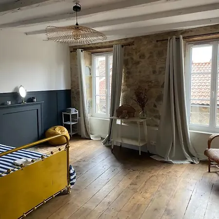 Ferienhaus Maison De Charme A Avec Cheminee Et Terrasse